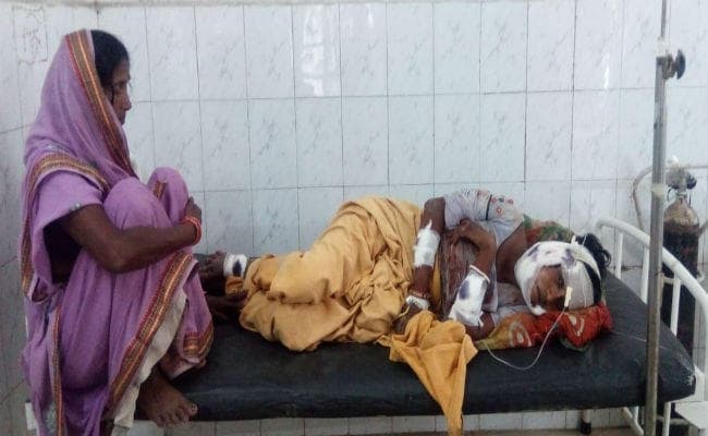 समस्तीपुर : पति-पत्नी का झगड़ा छुड़ाना पड़ोसी महिला और उसके दामाद को पड़ा भारी, …पढ़ें पूरा मामला