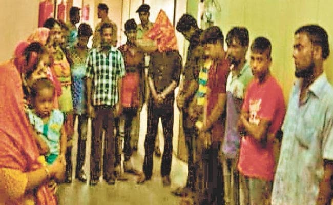 हावड़ा : 16 बांग्लादेशी घुसपैठिये गिरफ्तार, छह महिलाएं भी शामिल