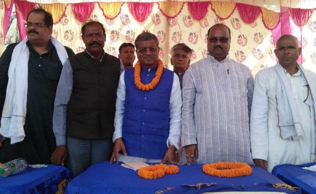 जनसभा में बोले बाबूलाल मरांडी- लोकतंत्र की रक्षा के लिए भाजपा को उखाड़ फेंकें
