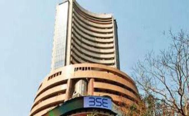 शुरुआती कारोबार में सेंसेक्स 300 अंक सुधरा, निफ्टी पहुंचा 11,300 अंक से ऊपर