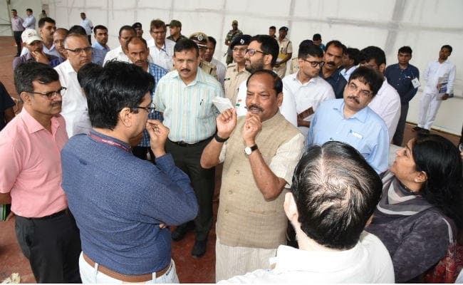 23 को PM मोदी रांची में आयुष्मान भारत की करेंगे शुरुआत, CM रघुवर ने तैयारियों का लिया जायजा