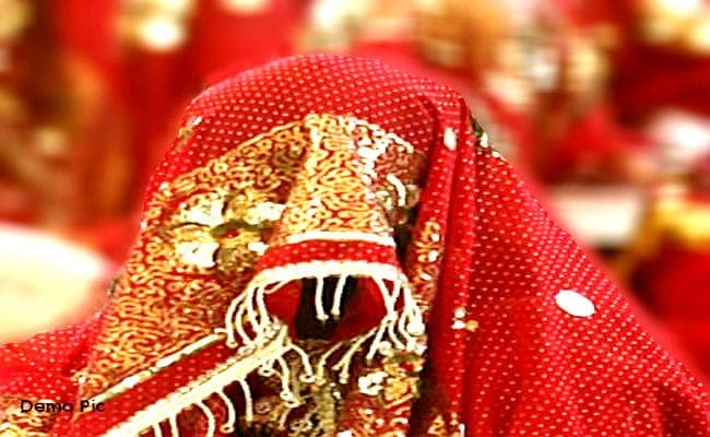 प्रेमिका के अपहरण में आरोपित प्रेमी को उसी से शादी रचाते पुलिस ने किया गिरफ्तार, …जानें क्या है मामला?