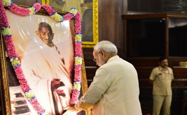 PM मोदी ने ”न्यू यॉर्क टाइम्स” में लिखा लेख, महात्मा गांधी को ”प्रेरणा का स्रोत” बताया