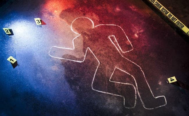 मुर्शिदाबाद में एक ही परिवार के तीन लोगों की हत्या