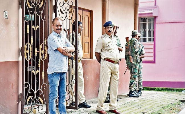 जमशेदपुर : जेल में बंद खनन पदाधिकारी के घर पर एसीबी का छापा