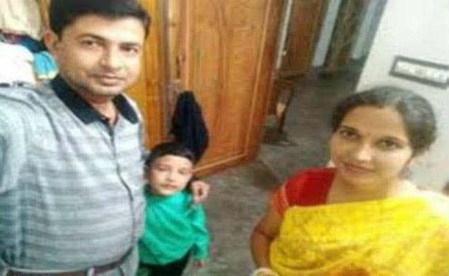 मुर्शिदाबाद के तिहरे हत्याकांड में मृतक के मित्र व पिता हिरासत में