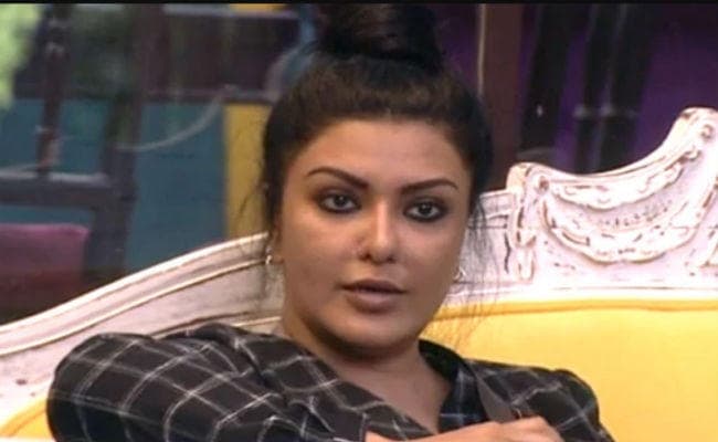 Bigg Boss 13: कोएना मित्रा के बाहर होते ही सलमान पर भड़कीं ये एक्ट्रेस, कह दी ये बात