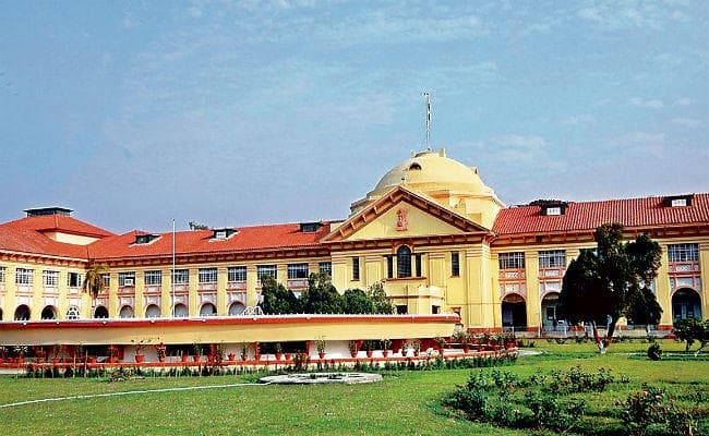 पटना हाइकोर्ट ने बिहार बोर्ड को दिया निर्देश, एसटीइटी के लिए उम्र सीमा में मिलेगी आठ साल की छूट