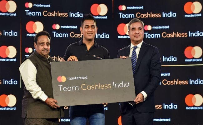एमएस धौनी की अगुआई में मास्टर कार्ड ने शुरू की डिजिटल पेमेंट मुहिम की शुरुआत