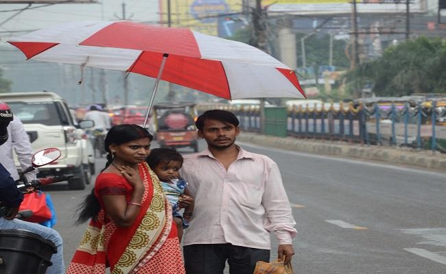 बिहार का बदला मौसम, राजधानी पटना में बूंदाबादी से तापमान में गिरावट, …जानें किन-किन जिलों में हो सकती है बारिश?
