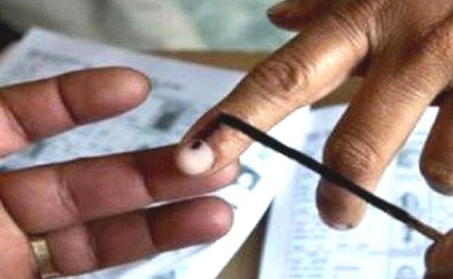 आजमगढ़ और रामपुर के 35.45 लाख वोटर्स कल करेंगे लोकसभा उपचुनाव का फैसला, 2 सीट पर 19 दावेदार