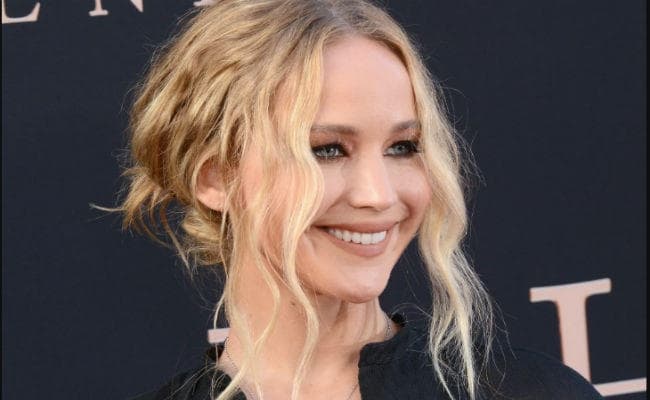 जेनिफर ने ब्वॉयफ्रेंड संग की शादी