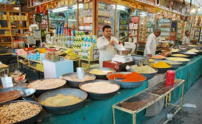Report : किराना दुकानों के डिजिटाइजेशन और मॉडर्नाइजेशन के लिए तालमेल बिठाकर काम करें सरकार और उद्योग