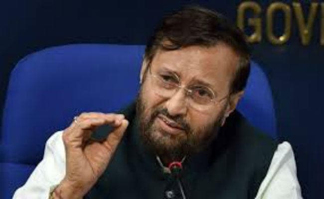गैर-पेट्रोलियम कंपनियों के लिए सरकार ने खोला दरवाजा, अब कोई भी कंपनी खोल सकती है Petrol Pump