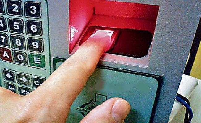 बिहार में अब संविदा कर्मियों को भी सेवा पुस्तिका के लिए देनी होगी पांचों अंगुलियों की छाप