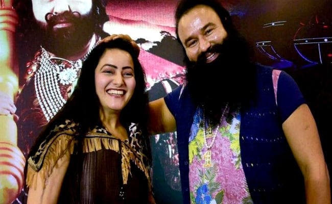 जेल से रिहा हुई गुरमीत राम रहीम की करीबी ”हनीप्रीत’, पंचकूला हिंसा के मामले में थी बंद