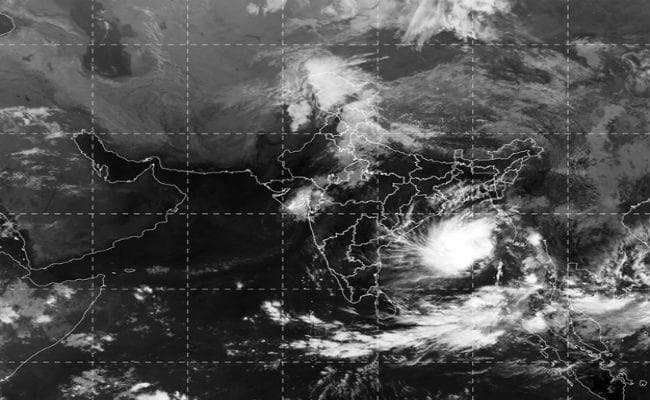अंडमान निकोबार ”बुलबुल” के खतरे से बाहर, ओडिशा और बंगाल हाई अलर्ट पर