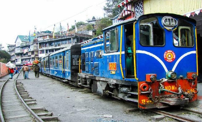 दार्जिलिंग हिमालयन रेलवे इस बार विश्व विरासत घोषणा की 20वीं वर्षगांठ मनायेगा