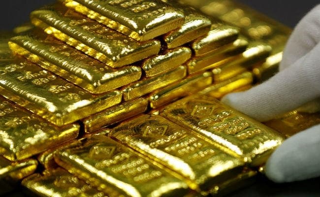डॉलर के मुकाबले रुपये में गिरावट और वैश्विक संकेत से सोना में 118 रुपये की तेजी