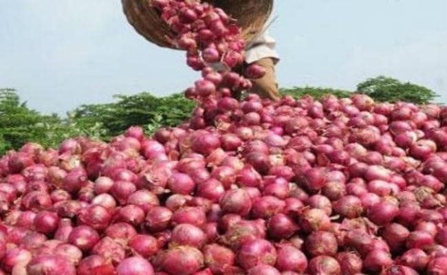 OMG : प्याज निर्यातक व्यापारी को 54 लाख रुपये का भुगतान करेगा ECGCI, जानें…