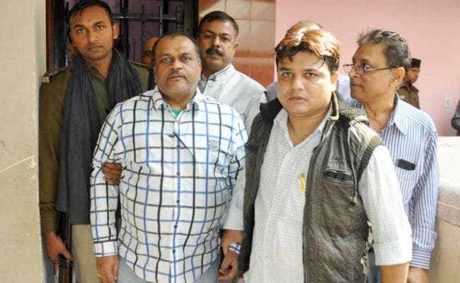 80 लाख रुपये में बिका कटिहार में तैनात घूसखोर इंजीनियर, 16 लाख रुपये घूस लेते निगरानी ने किया गिरफ्तार