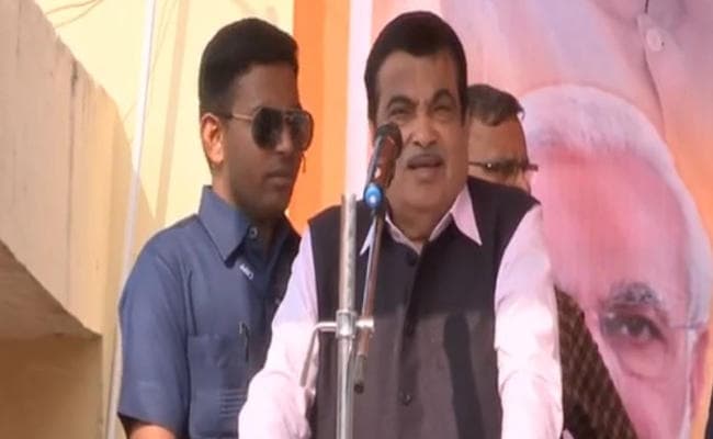 झारखंड में बोले नितिन गडकरी : शिवसेना, एनसीपी और कांग्रेस का गठबंधन अवसरवादी