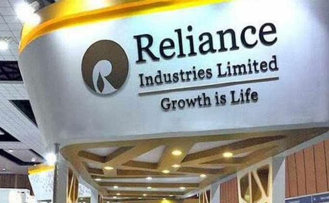 रिलायंस इंडस्ट्रीज 10 लाख करोड़ रुपये बाजार पूंजीकरण वाली देश की पहली कंपनी बनी