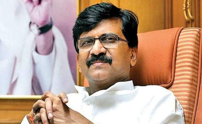 संजय राउत का तीखा हमला: भाजपा को ले डूबी फडणवीस की सत्ता हासिल करने की जल्दबाजी