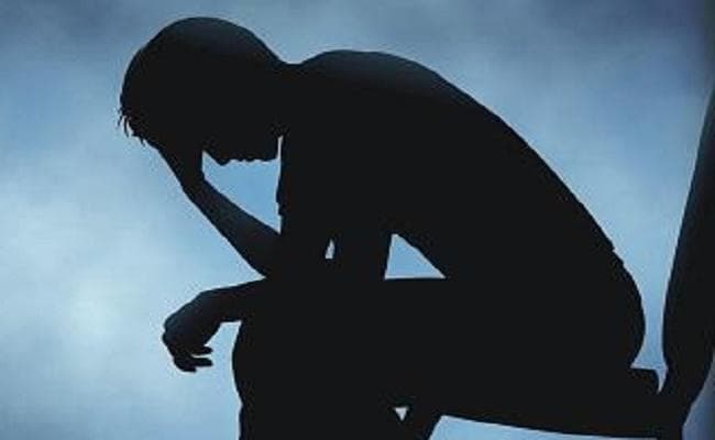 पत्नी की प्रताड़ना से तंग आकर पति ने महिला थाने में खाया जहर