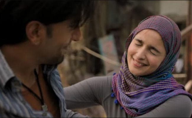 ”गली ब्वॉय” में आलिया संग नजर आते रणबीर कपूर, इस वजह से हट गये पीछे…