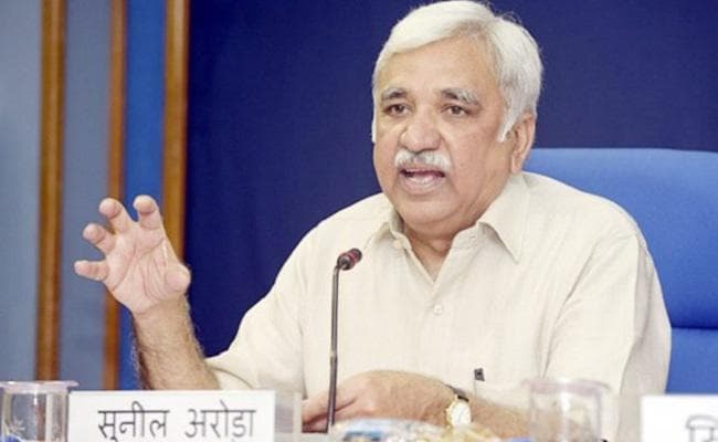 CEC का फरमान : वोटर लिस्ट में एक भी न छूटने पायें मतदाता, राज्य के निर्वाचन अधिकारी रहें सतर्क