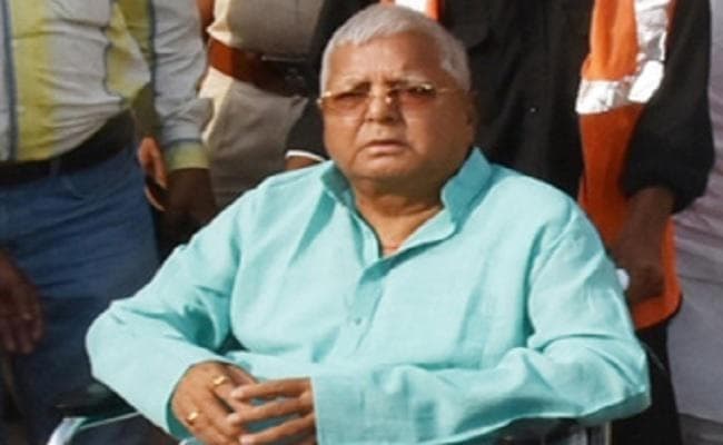 लालू की अपील, नफरत की राजनीति करने वालों से सावधान रहें लालू की अपील, नफरत की राजनीति करने वालों से सावधान रहें