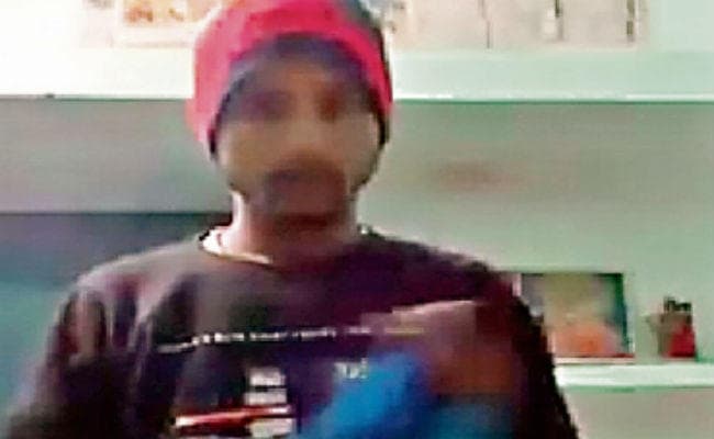 भागलपुर : आत्महत्या की तैयारी का वीडियो फेसबुक पर किया पोस्ट, फिर लगा ली फांसी, लेटर में लिखा….