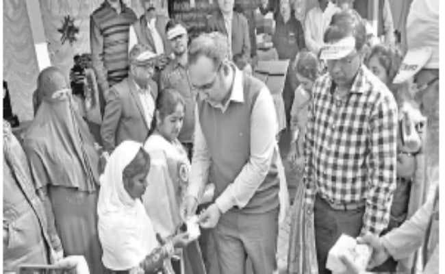 आसनसोल : 17 नये मतदाताओं को मिला एपिक कार्ड