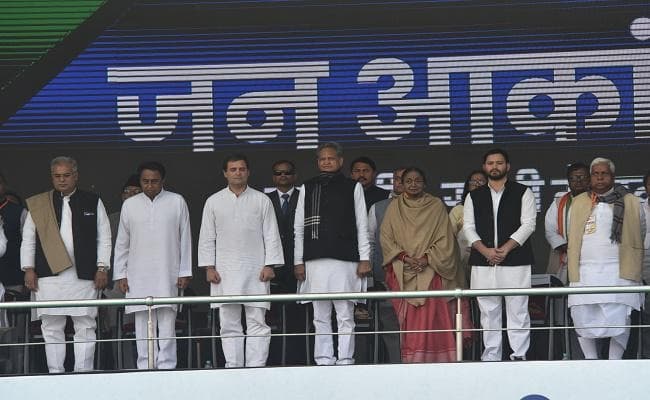 जदयू-लोजपा ने कांग्रेस की रैली को बताया ”फ्लॉप शो”, सुशील मोदी बोले- 25 हजार की भीड़ भी नहीं जुटी