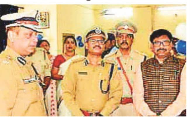 कोलकाता : कोलकाता स्टेशन पर चितपुर रेल थाने का हुआ उद्घाटन