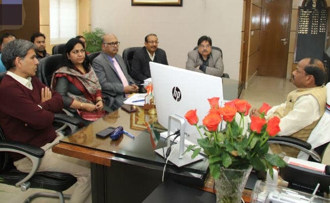 रोजगार सृजन की दिशा में कार्य करे राष्ट्रीय सहकारी विकास निगम : CM रघुवर रोजगार सृजन की दिशा में कार्य करे राष्ट्रीय सहकारी विकास निगम : CM रघुवर