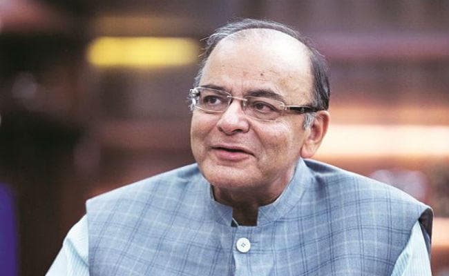 अमेरिका से लौट आये केंद्रीय मंत्री अरुण जेटली, ट्विटर पर बोले- वापस आकर खुश हूं…
