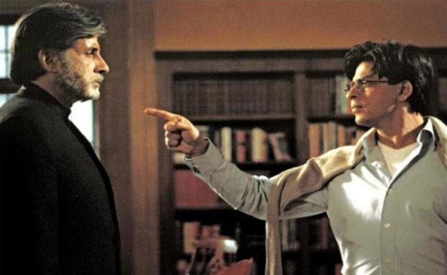अमिताभ बच्चन से किस बात का बदला लेना चाहते हैं शाहरुख खान? Twitter पर कही यह बात…