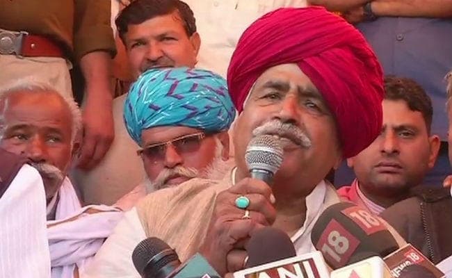 5 प्रतिशत आरक्षण की मांग को लेकर अड़े गुर्जरों ने 9वें दिन आंदोलन समाप्त किया