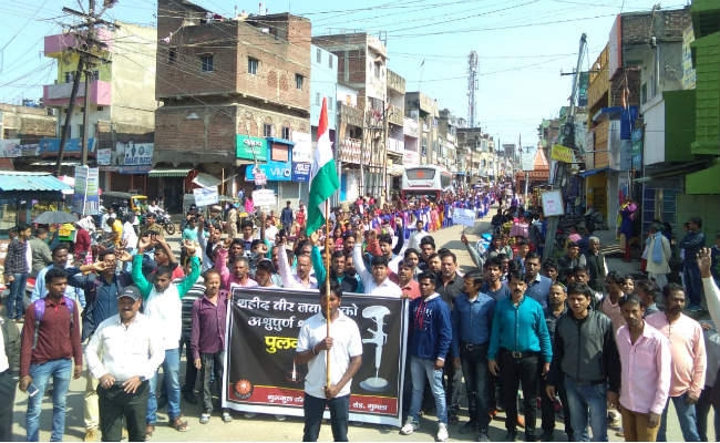 शहीद के गांव से : खून से तिलक करो, गोलियों से आरती… वंदे मातरम, वंदे मातरम से गूंजा गुमला