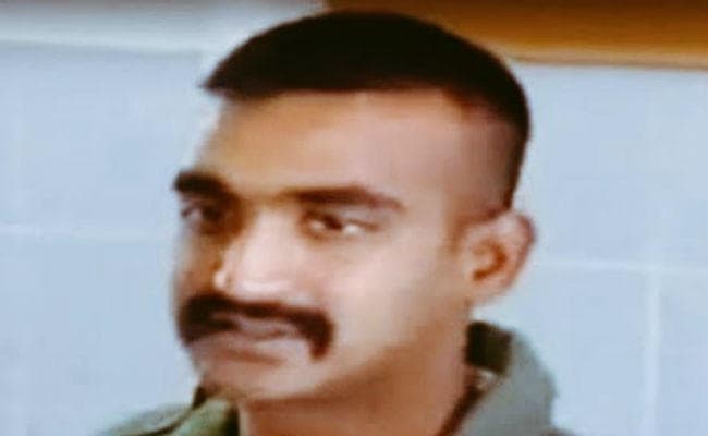 विंग कमांडर अभिनंदन के पिता ने कहा, वह सच्चा सिपाही है विंग कमांडर अभिनंदन के पिता ने कहा, वह सच्चा सिपाही है
