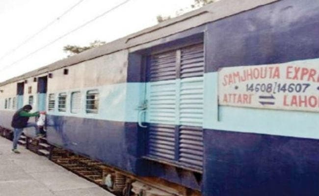 पाकिस्तान के बाद भारत ने भी ”समझौता एक्सप्रेस” का परिचालन रोका