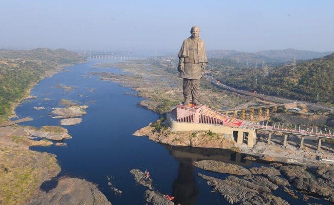 स्टैच्यू ऑफ यूनिटी समेत तीन राज्यों में हाई अलर्ट, रेलवे स्टेशनों की सुरक्षा कड़ी