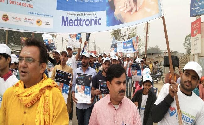 कुंभ मेला के दौरान चलाया गया ‘चिरंजीव हृदय – सीपीआर सीखो, दिल धड़कने दो” अभियान