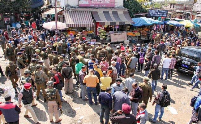 जोरदार धमाके से दहला जम्मू का बस स्टैंड, एक की मौत, ग्रेनेड फेंकने वाला गिरफ्तार