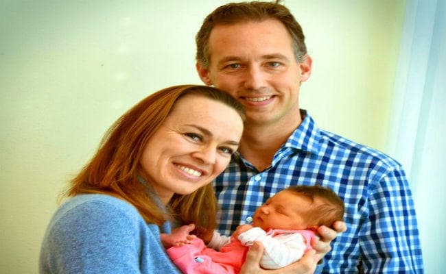 पांच बार की ग्रैंडस्‍लैम विजेता मार्टिना हिंगिस ने बेटी को दिया जन्म