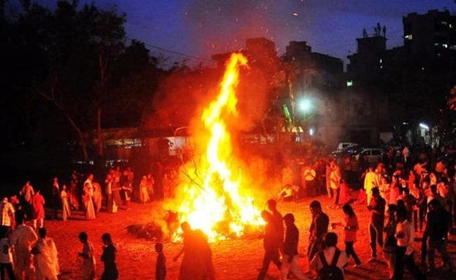 2588 साल बाद होली पर बन रहा ऐसा संयोग, कई बीमारियां होंगी दूर