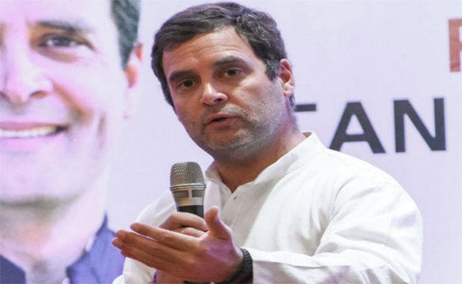 चुनाव आयोग से राहुल गांधी को मिली क्लीन चिट, कहा-छात्रों से मुलाकात आचार संहिता का उल्लंघन नहीं चुनाव आयोग से राहुल गांधी को मिली क्लीन चिट, कहा-छात्रों से मुलाकात आचार संहिता का उल्लंघन नहीं