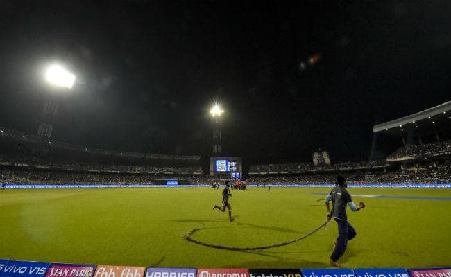 आईपीएल मैचों में सट्टेबाजी के आरोपों में 5 गिरफ्तार